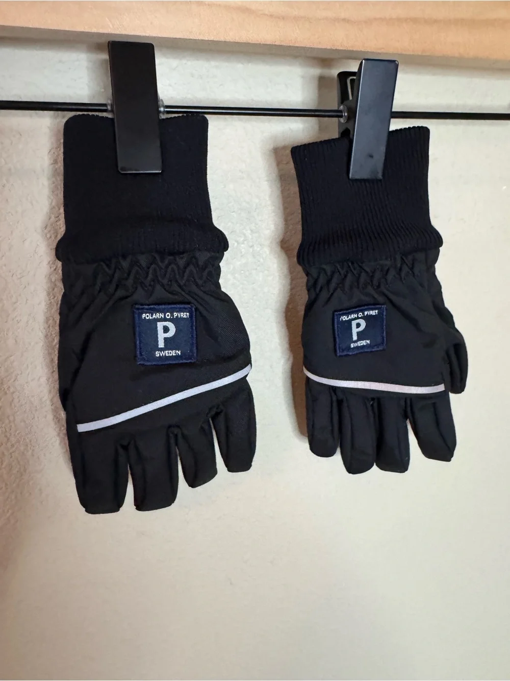 Polarn O Pyret Black Winter Gloves Kids Size 3 2-4 Years Sweden
